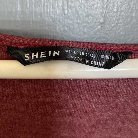 Jumpsuit red from shein size large - Picture 5 of 5